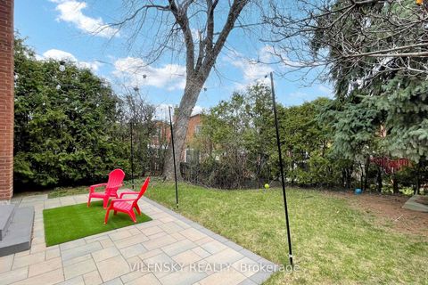 Photo 28 at 31 Royal Colwood Court, Glen Shields, Vaughan