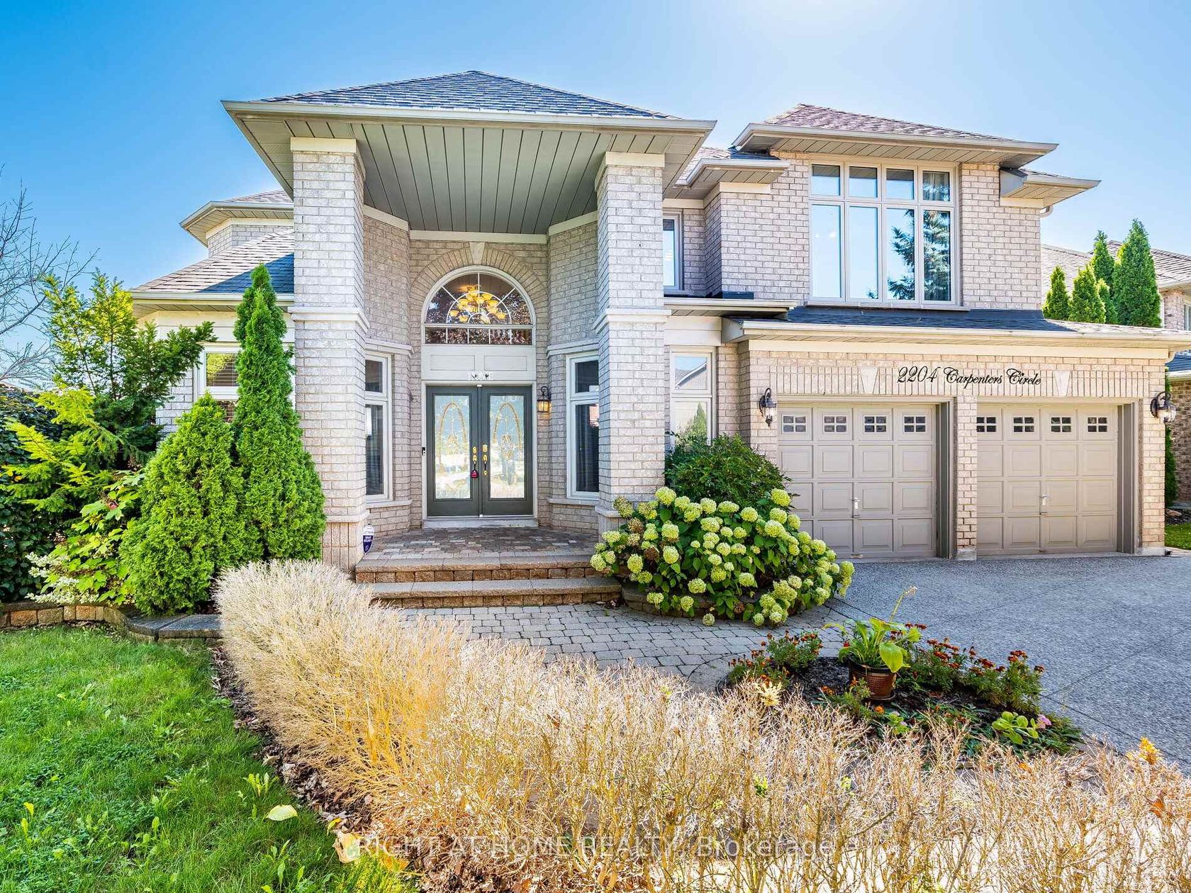 2204 Carpenters Circle, GA Glen Abbey, Oakville 2