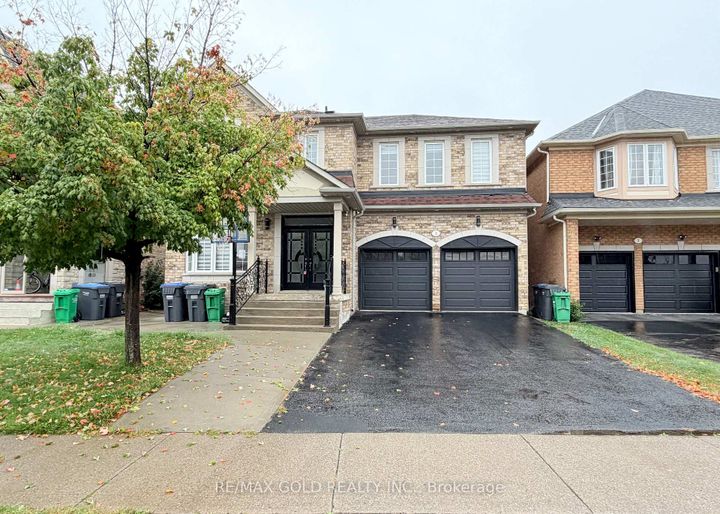 Photo 0 at 3 Freshspring Drive, Wellington, Brampton