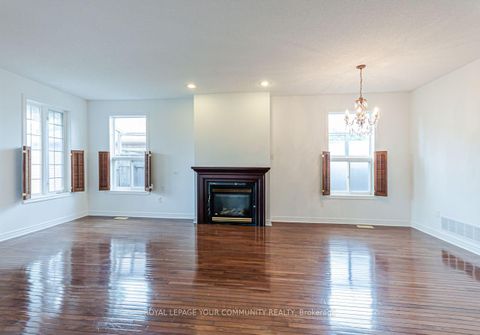 Photo 5 at 3 Paddle Gate, Oak Ridges Lake Wilcox, Richmond Hill