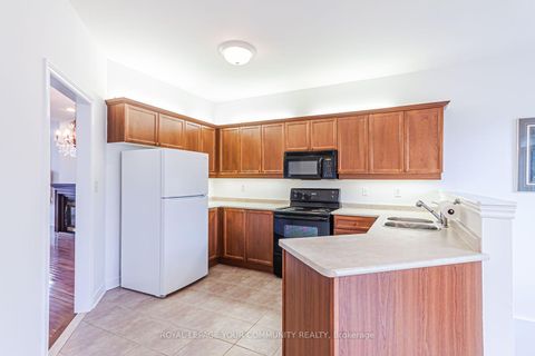 Photo 6 at 3 Paddle Gate, Oak Ridges Lake Wilcox, Richmond Hill