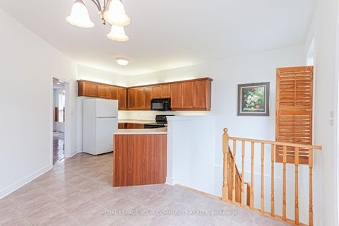 Photo 8 at 3 Paddle Gate, Oak Ridges Lake Wilcox, Richmond Hill