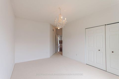 Photo 14 at 3 Paddle Gate, Oak Ridges Lake Wilcox, Richmond Hill