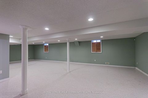 Photo 18 at 3 Paddle Gate, Oak Ridges Lake Wilcox, Richmond Hill