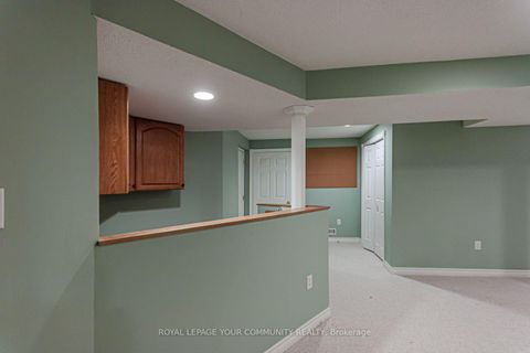 Photo 20 at 3 Paddle Gate, Oak Ridges Lake Wilcox, Richmond Hill