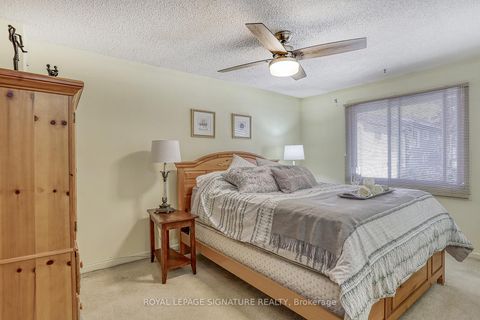 Photo 15 at 5 Golden Appleway, Donalda, Toronto