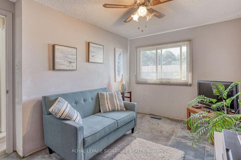 Photo 18 at 5 Golden Appleway, Donalda, Toronto