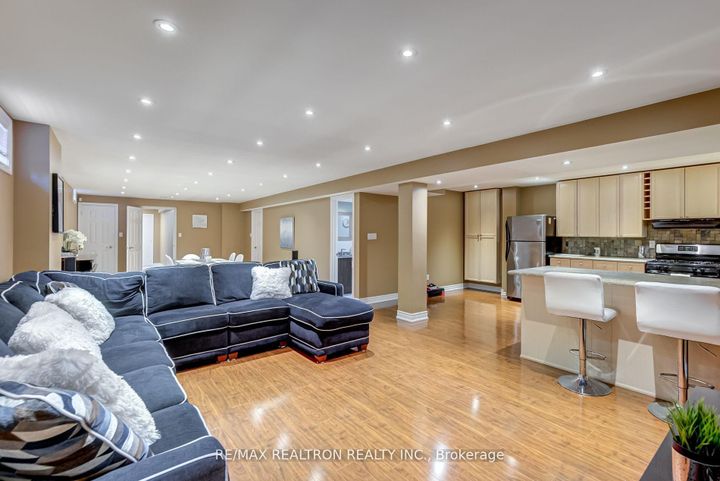 Photo 19 at 148 Solway Avenue, Maple, Vaughan
