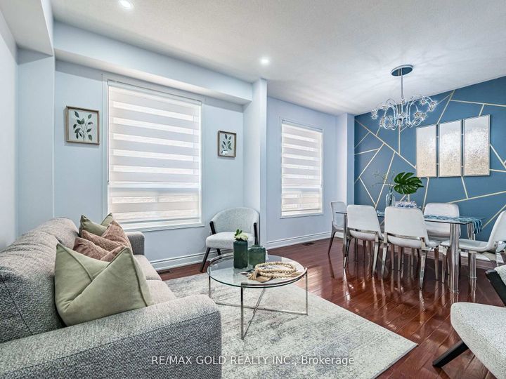 Photo 6 at 36 Treegrove Crescent, Fletcher's Meadow, Brampton