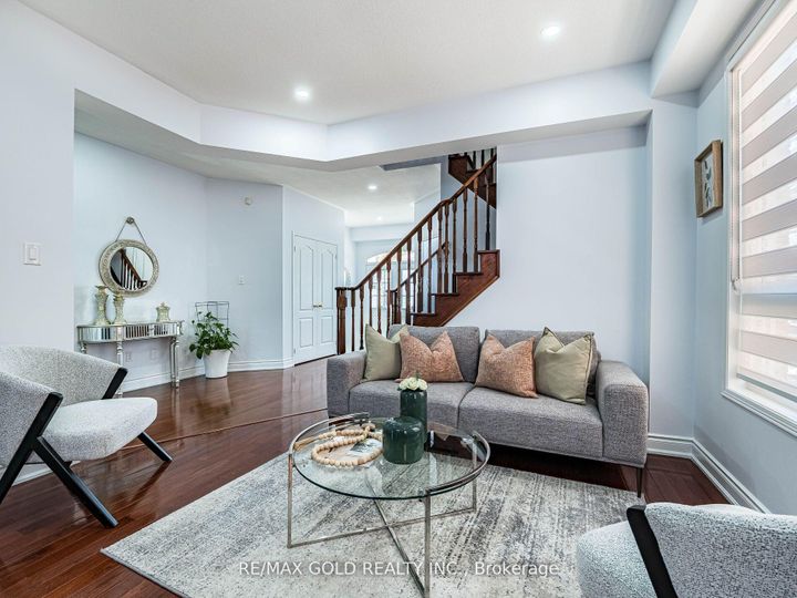 Photo 8 at 36 Treegrove Crescent, Fletcher's Meadow, Brampton