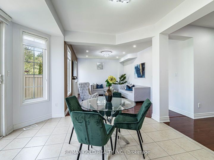 Photo 15 at 36 Treegrove Crescent, Fletcher's Meadow, Brampton