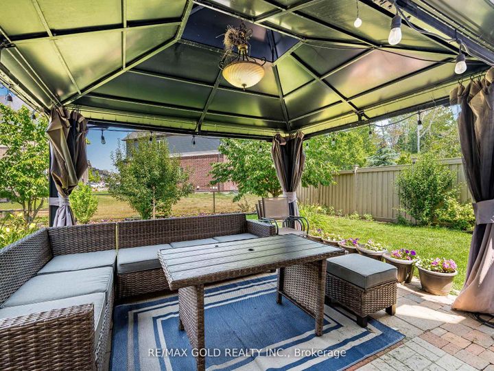 Photo 38 at 36 Treegrove Crescent, Fletcher's Meadow, Brampton