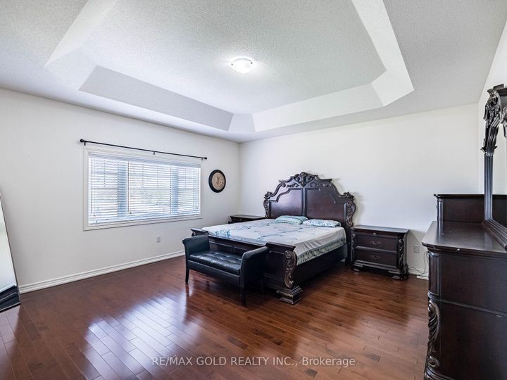 Photo 18 at 18 Divinity Circle, Northwest Brampton, Brampton