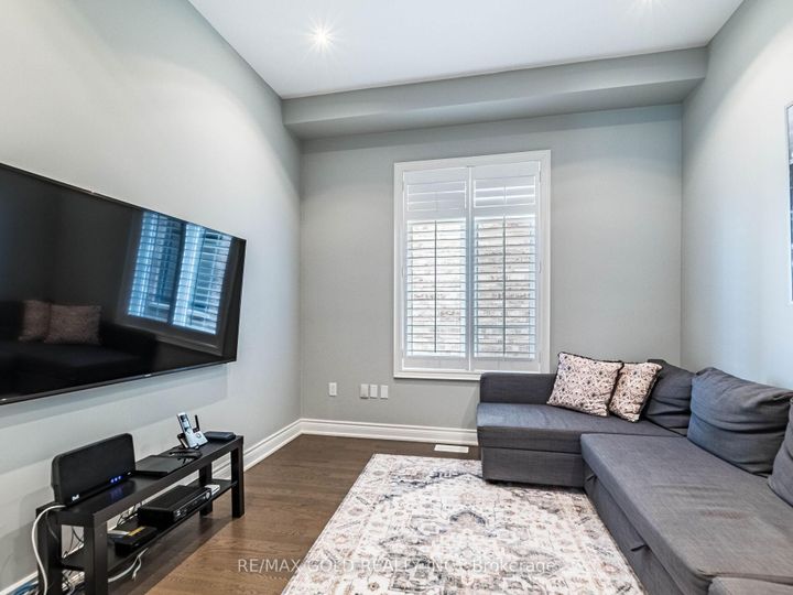 Photo 19 at 151 Rising Hill Ridge, Bram West, Brampton