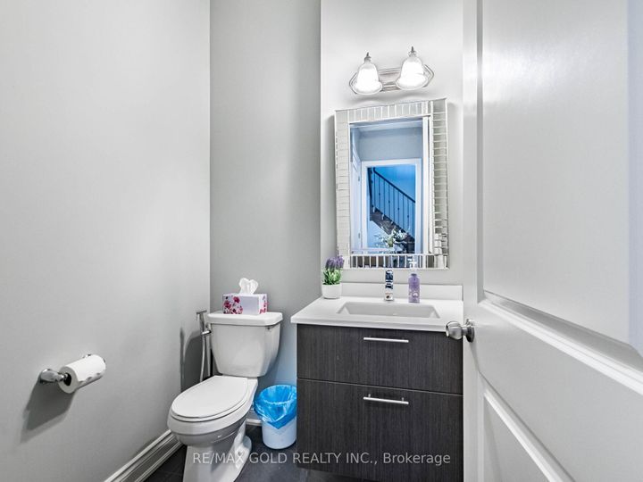 Photo 20 at 151 Rising Hill Ridge, Bram West, Brampton