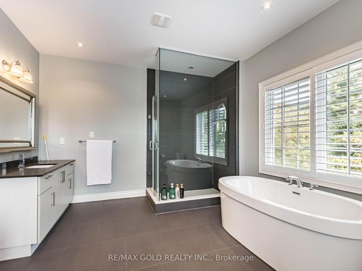 Photo 30 at 151 Rising Hill Ridge, Bram West, Brampton