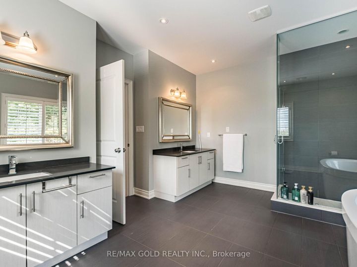 Photo 31 at 151 Rising Hill Ridge, Bram West, Brampton