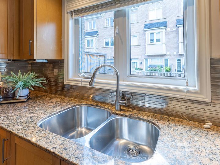 Photo 15 at 50 Rosewood Avenue, Port Credit, Mississauga