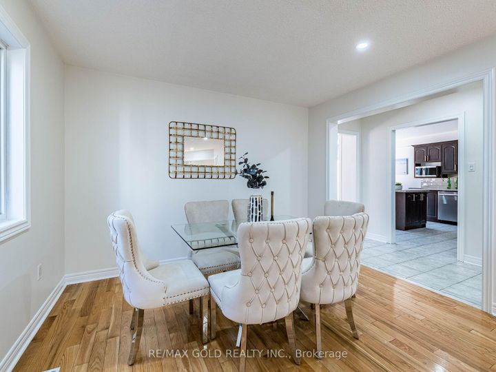 Photo 6 at 26 Yuile Court, Fletcher's Creek South, Brampton