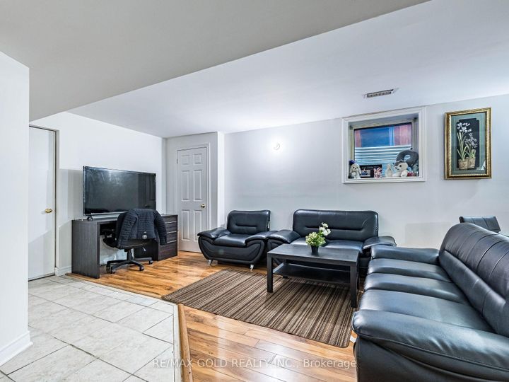 Photo 27 at 26 Yuile Court, Fletcher's Creek South, Brampton