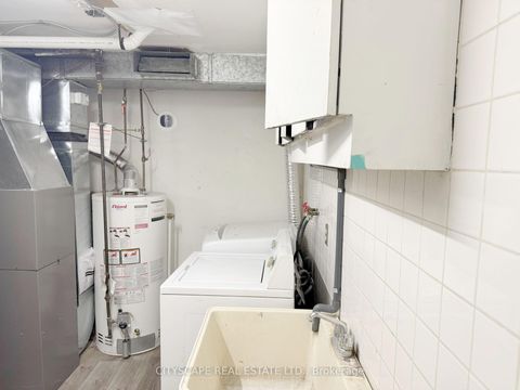 Photo 24 at 11 Melpham Court, Clairville, Toronto