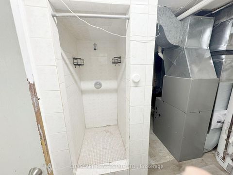 Photo 25 at 11 Melpham Court, Clairville, Toronto