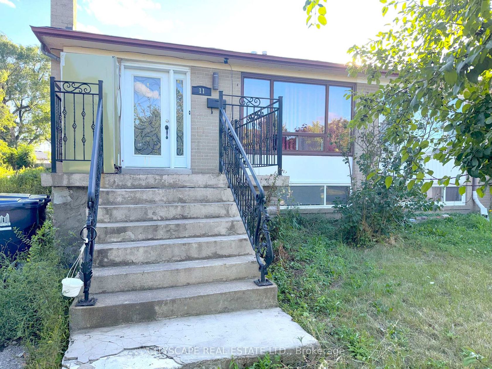11 Melpham Court, Clairville, Toronto 