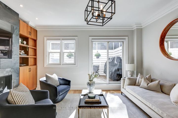 Photo 14 at 13 Archgate Lane, Davenport, Toronto