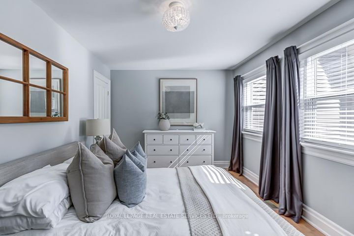 Photo 23 at 13 Archgate Lane, Davenport, Toronto