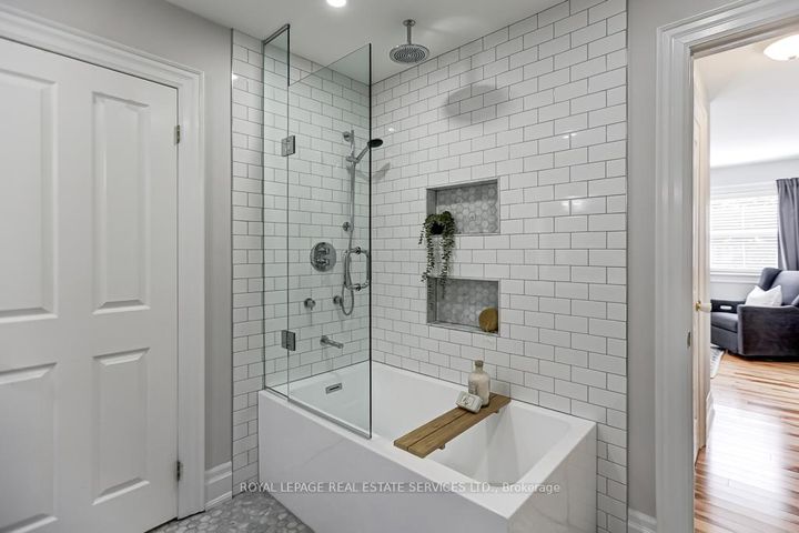 Photo 28 at 13 Archgate Lane, Davenport, Toronto