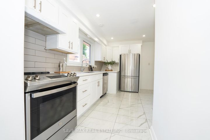 Photo 8 at 348 Bellamy Road N, Woburn, Toronto
