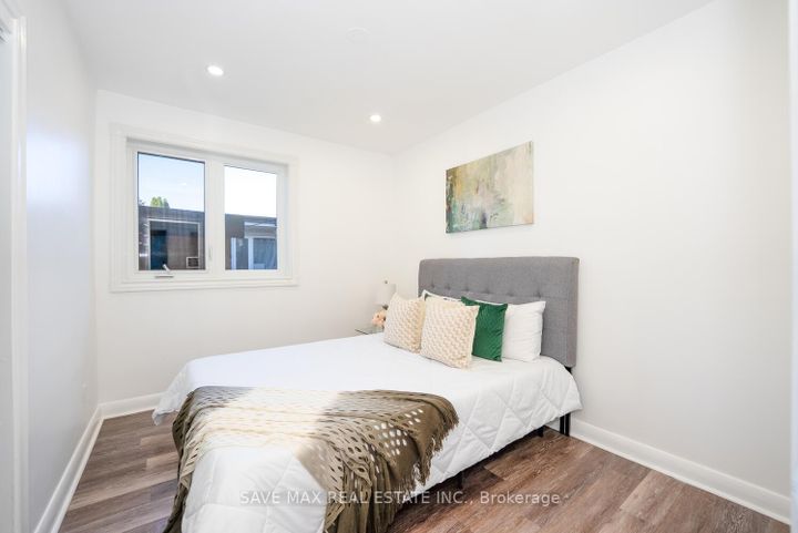 Photo 16 at 348 Bellamy Road N, Woburn, Toronto