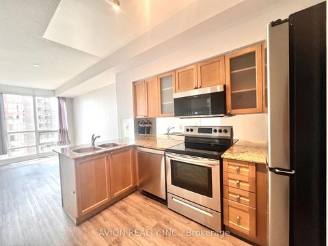 Photo 3 at 2610 - 761 Bay Street, Bay Street Corridor, Toronto