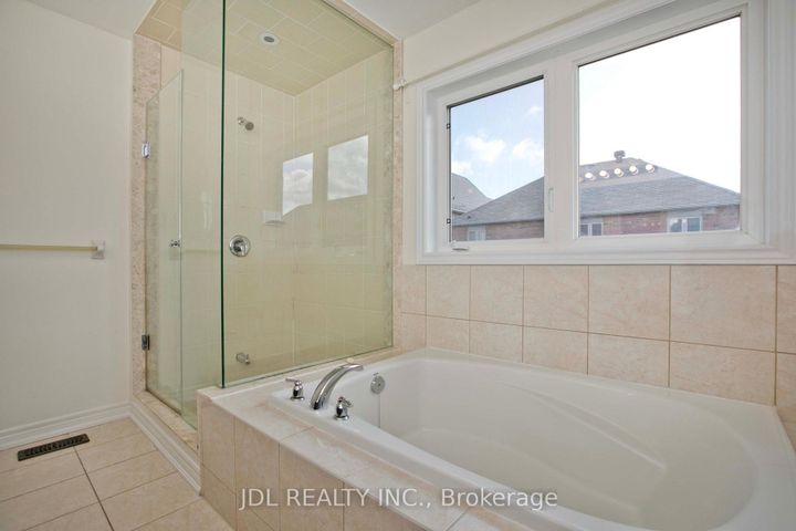 Photo 20 at 21 Wozniak Crescent, Wismer, Markham