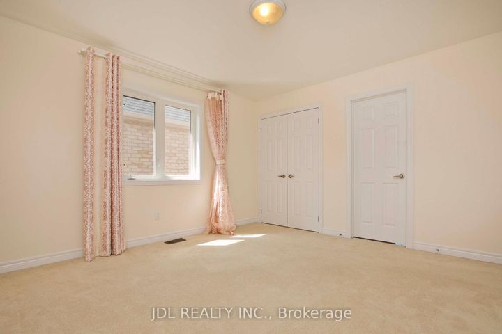 Photo 22 at 21 Wozniak Crescent, Wismer, Markham
