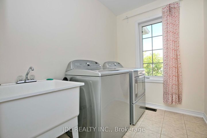 Photo 28 at 21 Wozniak Crescent, Wismer, Markham