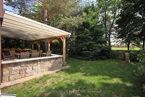 Photo 2 at 12 Relroy Court E, Steeles, Toronto