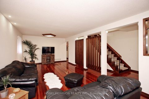 Photo 4 at 12 Relroy Court E, Steeles, Toronto