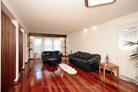 Photo 5 at 12 Relroy Court E, Steeles, Toronto