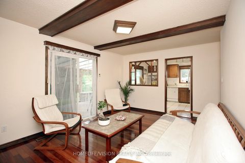 Photo 10 at 12 Relroy Court E, Steeles, Toronto