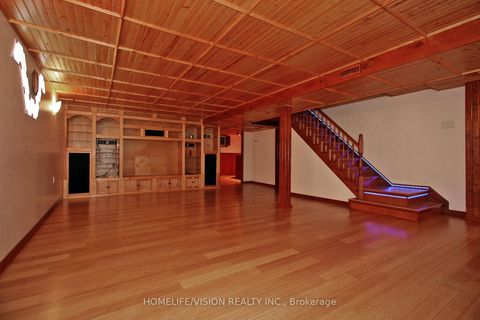 Photo 19 at 12 Relroy Court E, Steeles, Toronto