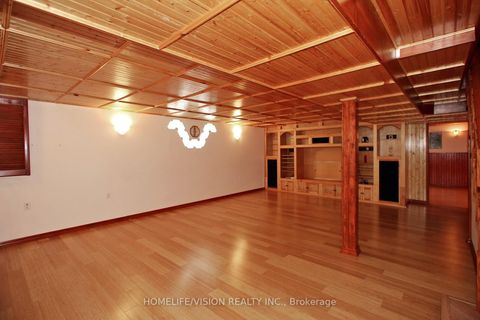 Photo 20 at 12 Relroy Court E, Steeles, Toronto