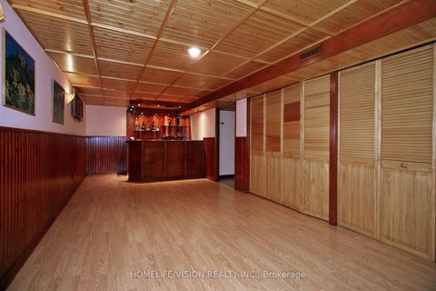 Photo 22 at 12 Relroy Court E, Steeles, Toronto