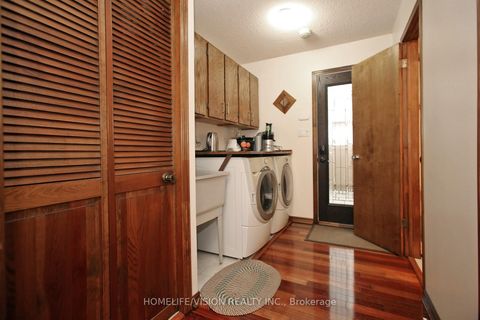 Photo 24 at 12 Relroy Court E, Steeles, Toronto