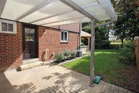 Photo 27 at 12 Relroy Court E, Steeles, Toronto