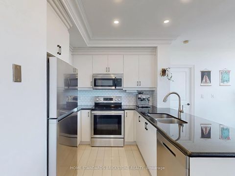 Photo 14 at PH211 - 18 Harding Boulevard, Harding, Richmond Hill