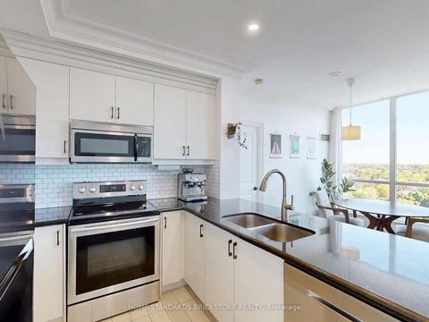 Photo 15 at PH211 - 18 Harding Boulevard, Harding, Richmond Hill