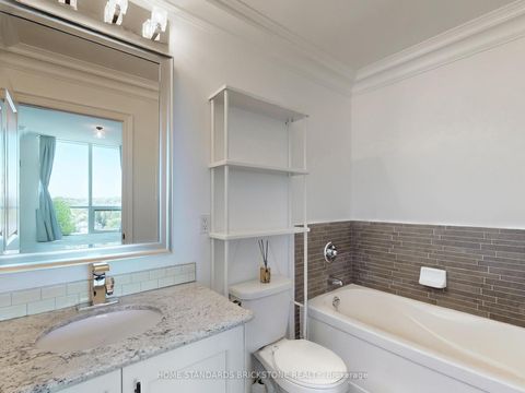 Photo 20 at PH211 - 18 Harding Boulevard, Harding, Richmond Hill
