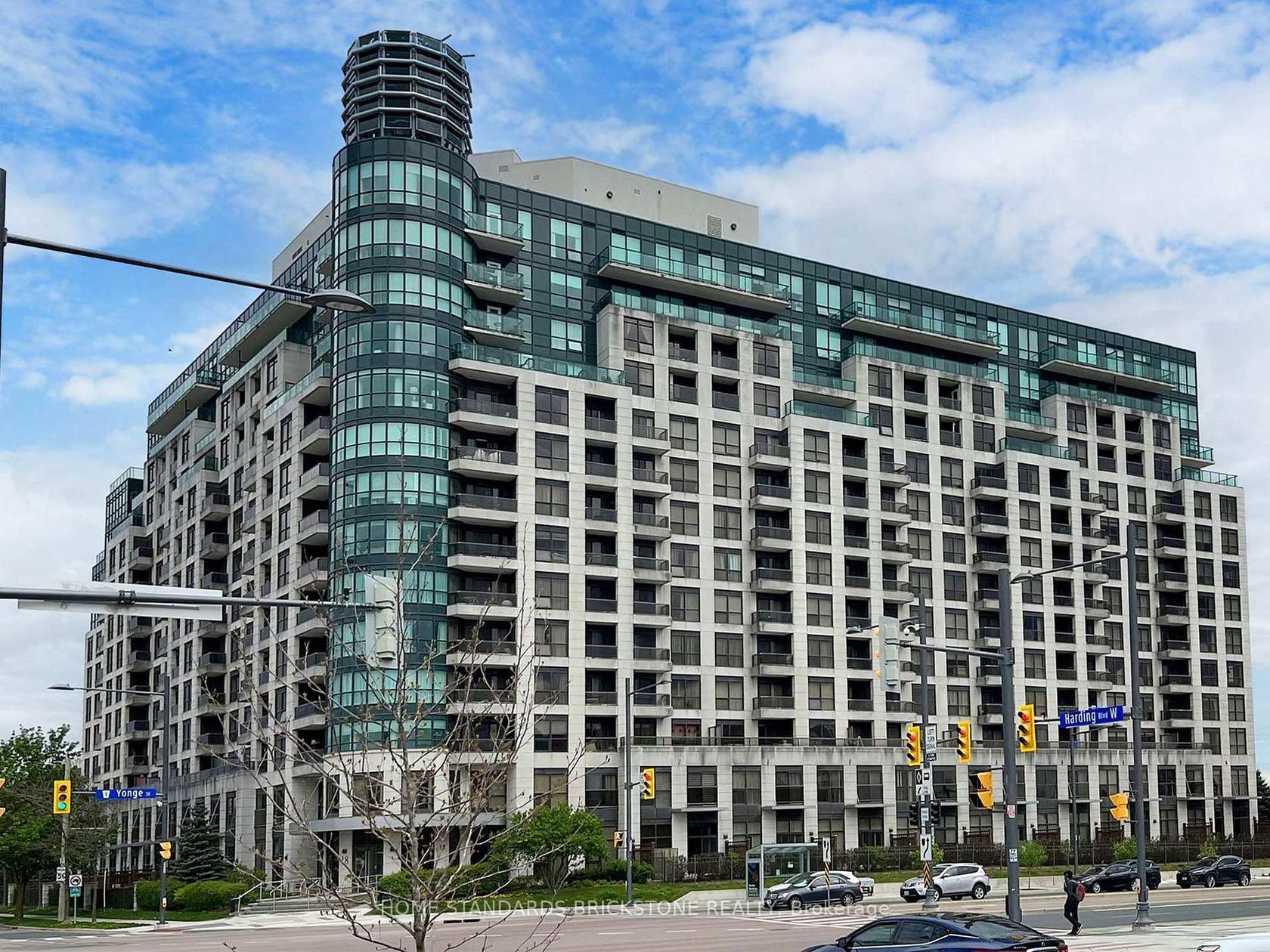 PH211 - 18 Harding Boulevard, Harding, Richmond Hill 