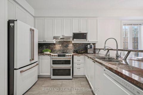 Photo 6 at 48 Gauguin Avenue, Patterson, Vaughan